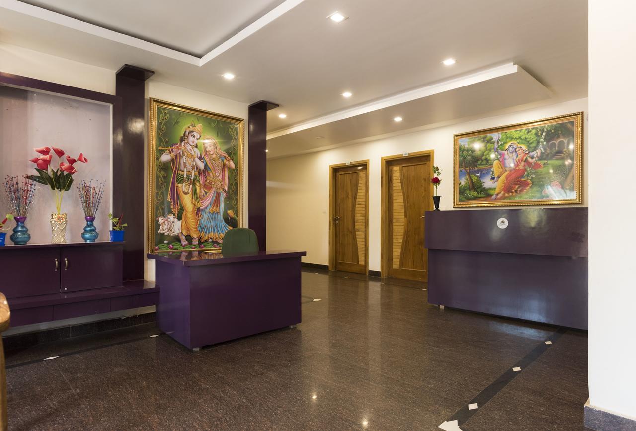 Hotel M J Residency Puri Bagian luar foto